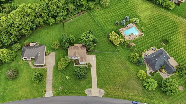 7260 Stone Ridge Drive, Springboro, OH 45066
