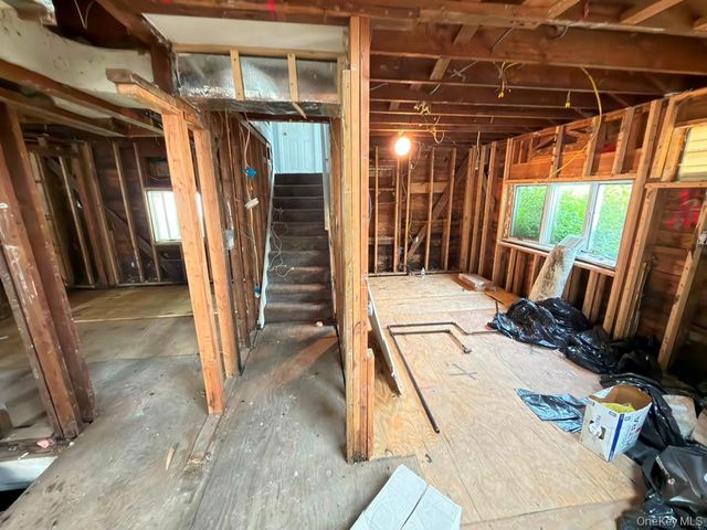 9 Babbitt Court, Elmsford, NY 10523