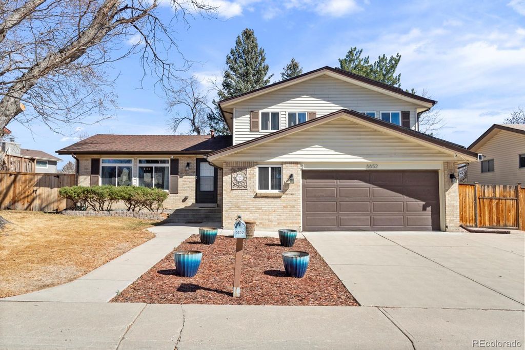 6652 Zinnia Street, Arvada, CO 80004