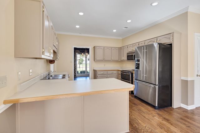 591 MERRIWEATHER DR, Collierville, TN 38017