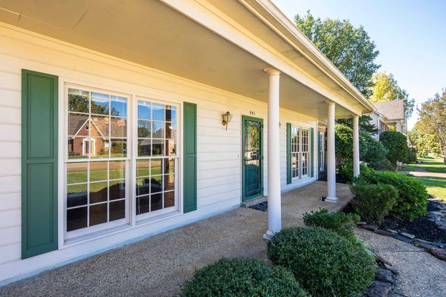 591 MERRIWEATHER DR, Collierville, TN 38017