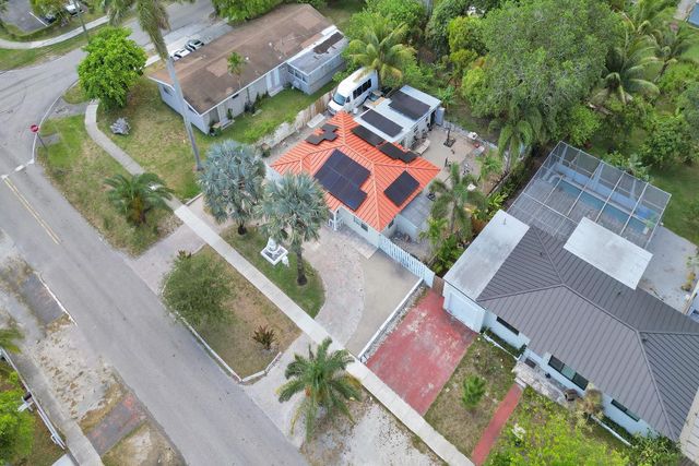 515 NE 139 Street, North Miami, FL 33161