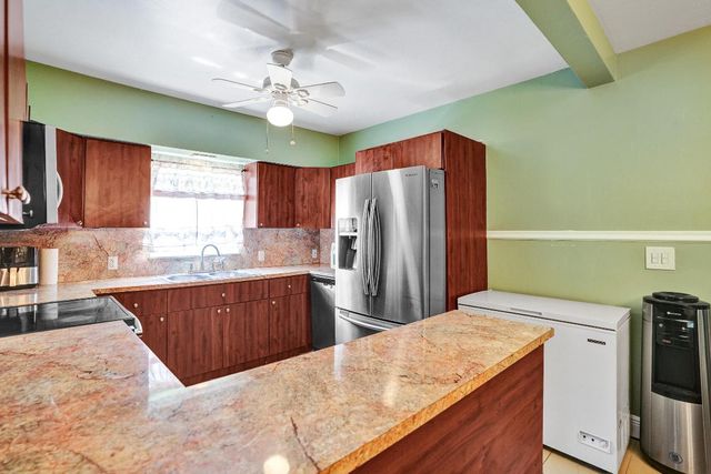 515 NE 139 Street, North Miami, FL 33161