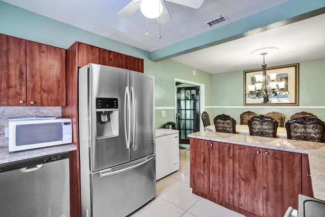 515 NE 139 Street, North Miami, FL 33161