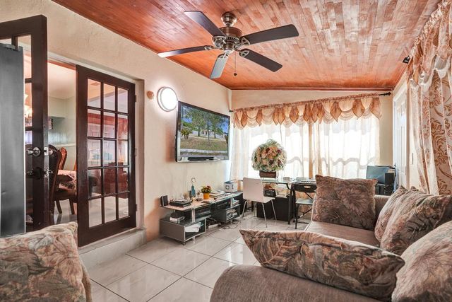 515 NE 139 Street, North Miami, FL 33161