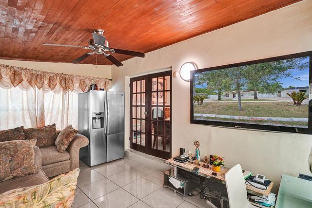 515 NE 139 Street, North Miami, FL 33161