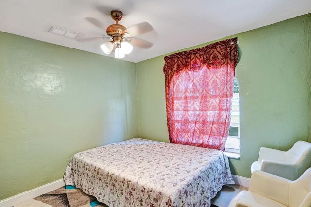 515 NE 139 Street, North Miami, FL 33161