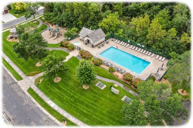 16527 75th Avenue N, Maple Grove, MN 55311