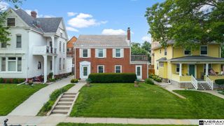 4816 Davenport Street, Omaha, NE 68132