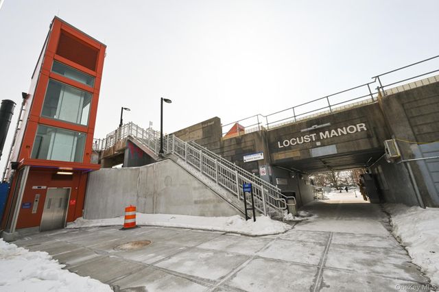 176-25 133rd Road, Jamaica, NY 11434