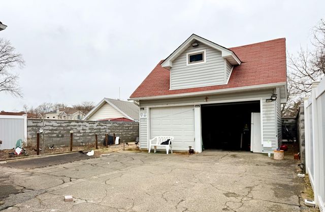 176-25 133rd Road, Jamaica, NY 11434