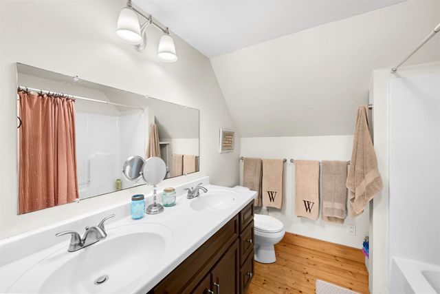 732 Station Road, North Hero, VT 05474