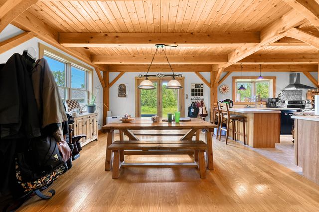 732 Station Road, North Hero, VT 05474