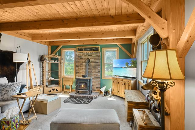 732 Station Road, North Hero, VT 05474