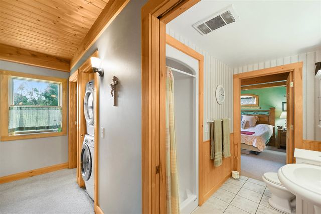 732 Station Road, North Hero, VT 05474