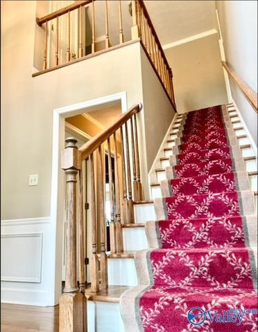 2414 Surrey Lane SE, Decatur, AL 35601