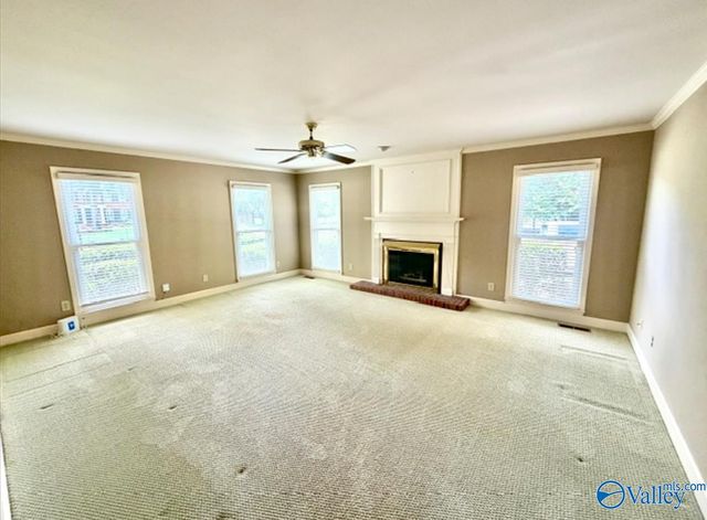 2414 Surrey Lane SE, Decatur, AL 35601