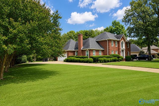 2414 Surrey Lane SE, Decatur, AL 35601