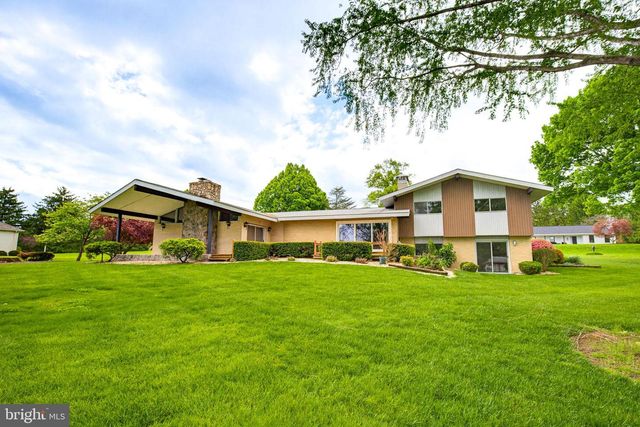 2149 STONECREST DR, Lancaster, PA 17601