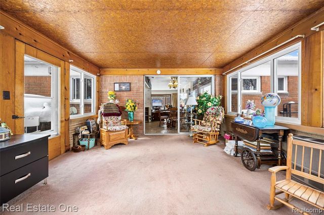 1632 Bolton Street, Walled Lake, MI 48390