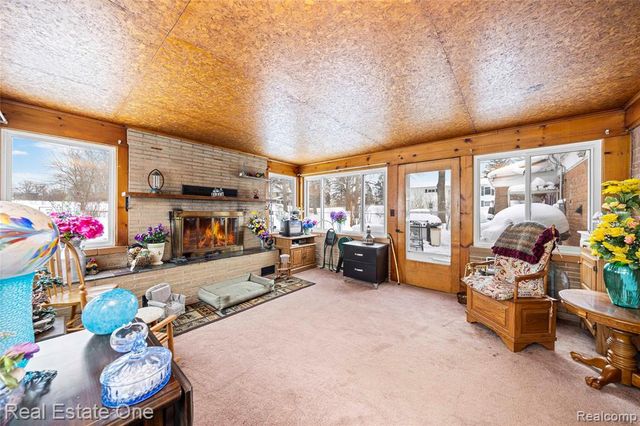 1632 Bolton Street, Walled Lake, MI 48390