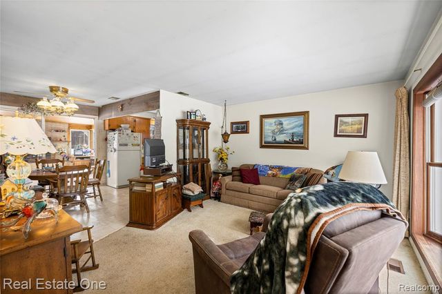 1632 Bolton Street, Walled Lake, MI 48390