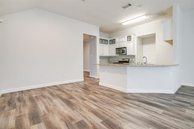 1945 Reddenson Court, Carrollton, TX 75010