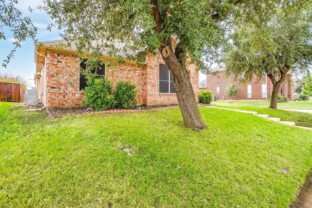 1945 Reddenson Court, Carrollton, TX 75010
