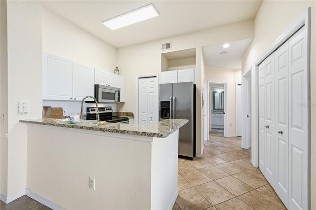 5140 NORTHRIDGE ROAD 306, Sarasota, FL 34238