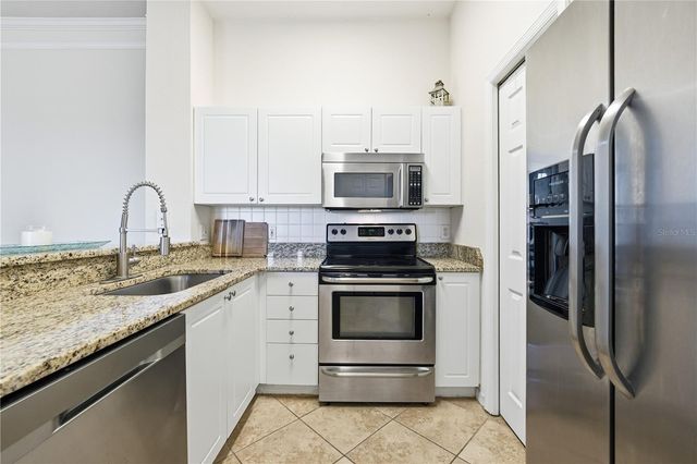 5140 NORTHRIDGE ROAD 306, Sarasota, FL 34238