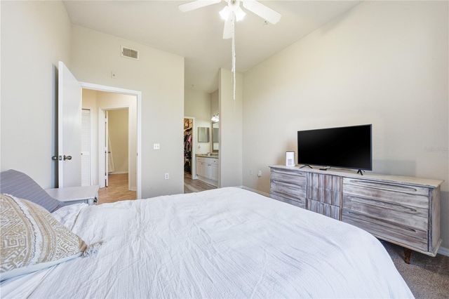 5140 NORTHRIDGE ROAD 306, Sarasota, FL 34238