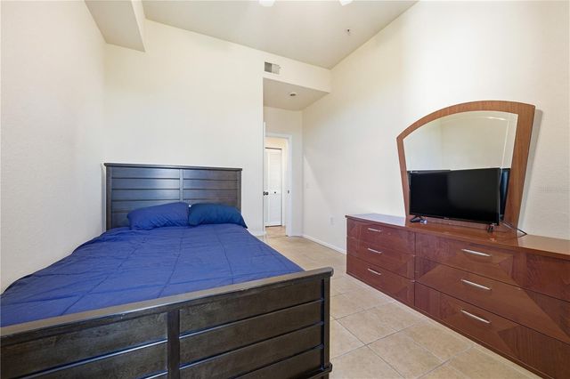 5140 NORTHRIDGE ROAD 306, Sarasota, FL 34238