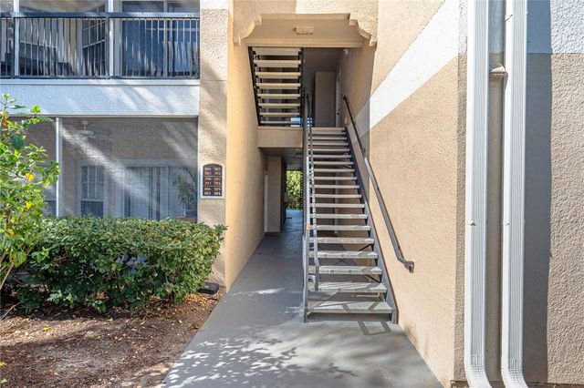 5140 NORTHRIDGE ROAD 306, Sarasota, FL 34238