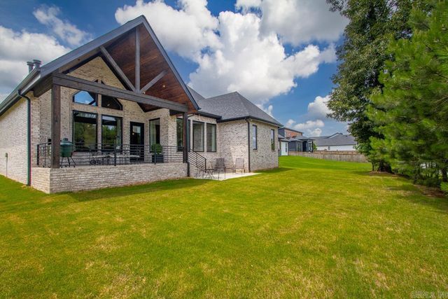 7400 Northwood Drive, Benton, AR 72019