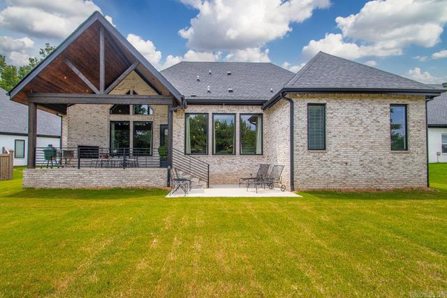 7400 Northwood Drive, Benton, AR 72019