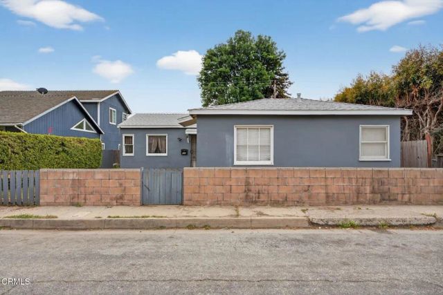108 Barry Drive, Ventura, CA 93001
