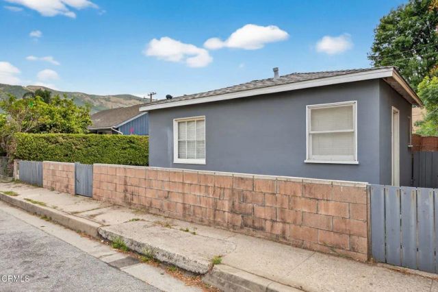 108 Barry Drive, Ventura, CA 93001