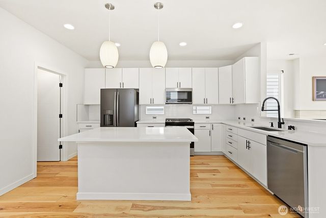 22503 70th Place W, Mountlake Terrace, WA 98043