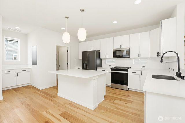 22503 70th Place W, Mountlake Terrace, WA 98043