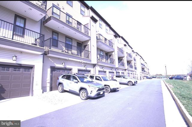 43417 STONEWOOD CROSSING TER, Ashburn, VA 20148