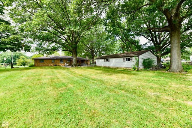 2051 N Avon, Avon, IN 46123