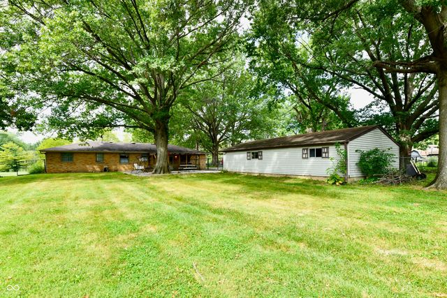 2051 N Avon, Avon, IN 46123