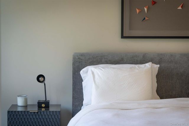 700 Gin Lane, Southold, NY 11971