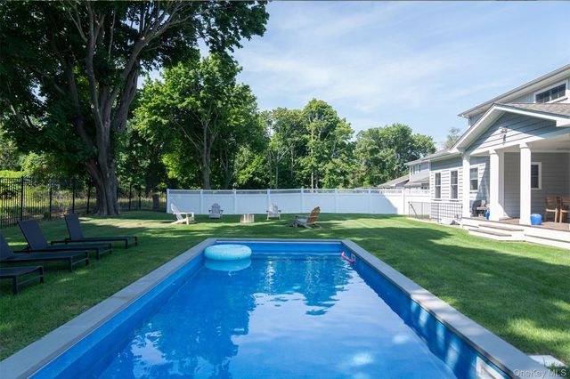 700 Gin Lane, Southold, NY 11971