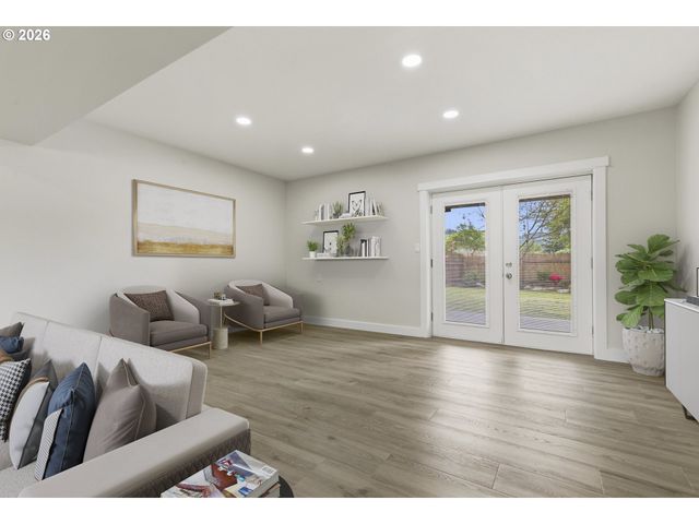 2188 Sw BINFORD LAKE Pkwy, Gresham, OR 97080