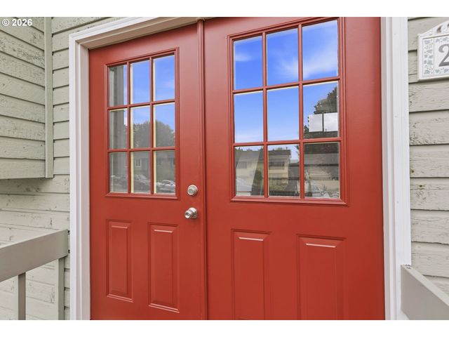 2188 Sw BINFORD LAKE Pkwy, Gresham, OR 97080