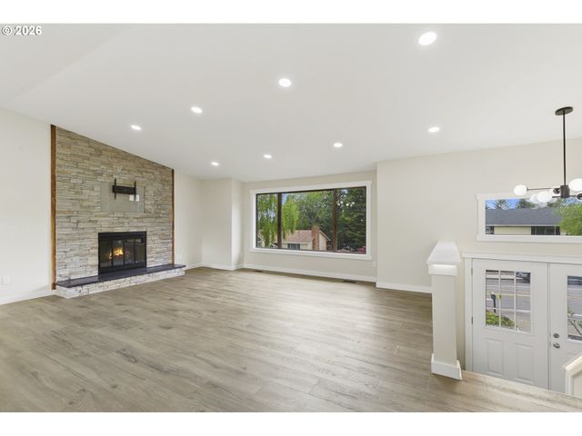 2188 Sw BINFORD LAKE Pkwy, Gresham, OR 97080