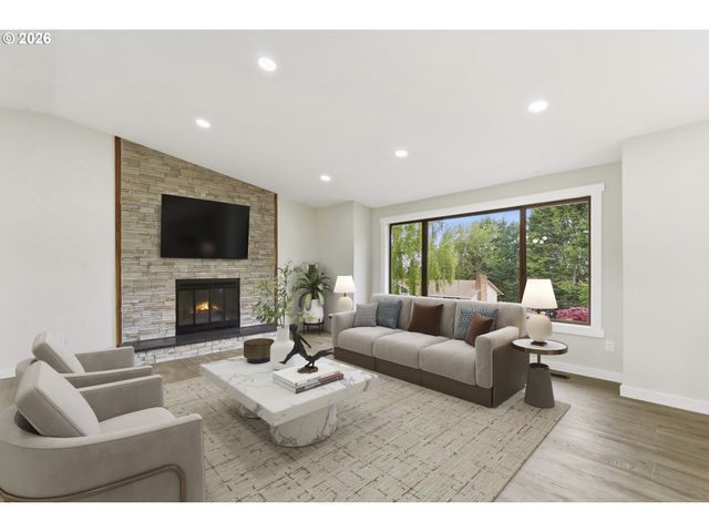 2188 Sw BINFORD LAKE Pkwy, Gresham, OR 97080
