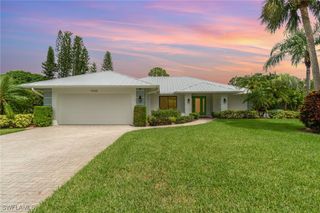 1933 Countess CT, Naples, FL 34110