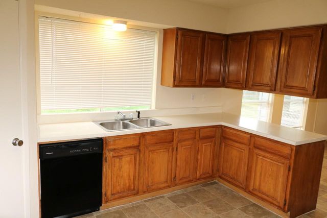 15511 Sungold Court, Houston, TX 77095